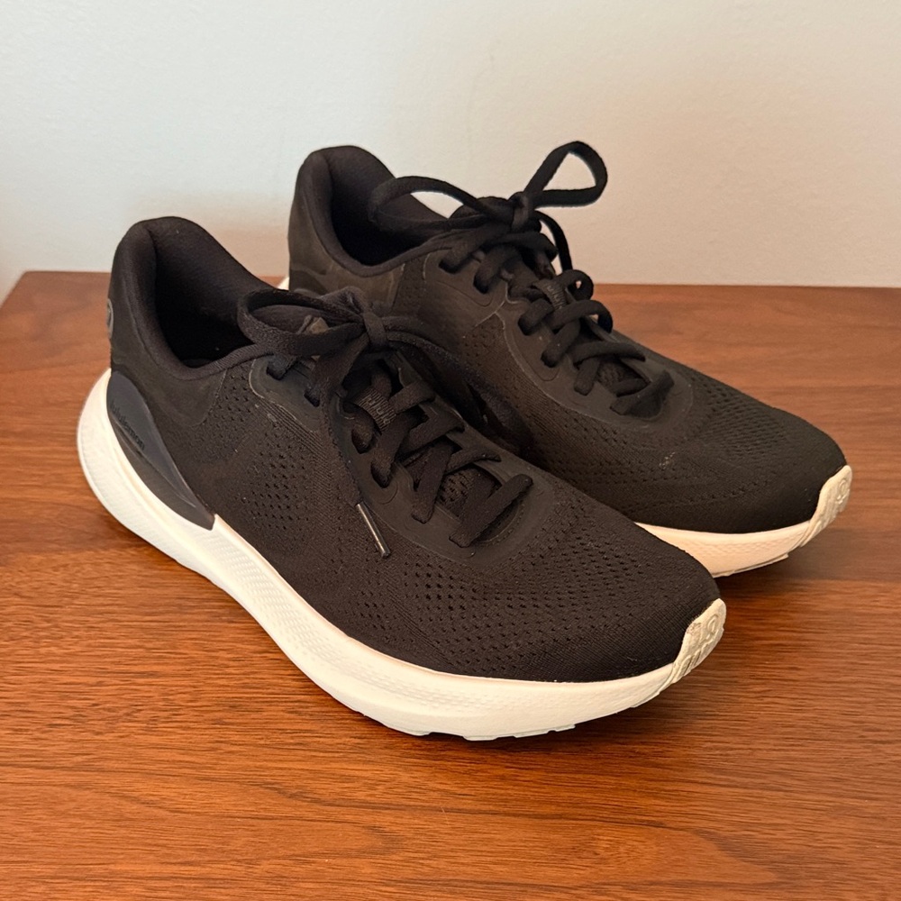 Lululemon Beyondfeel Women’s Runners